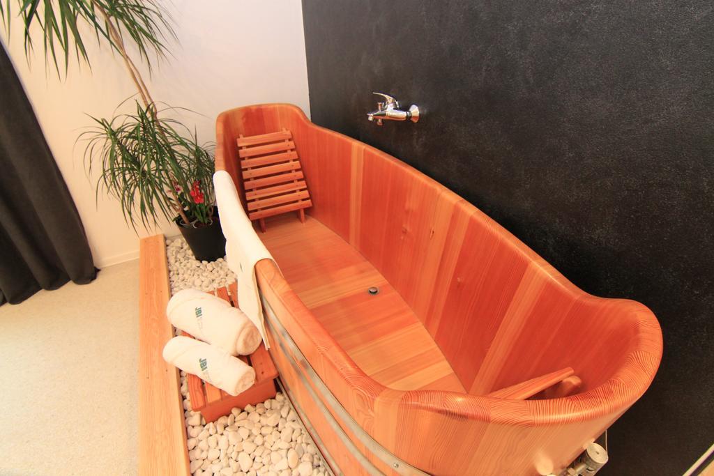 Hotel Jbi Wellness à Kolín Chambre photo