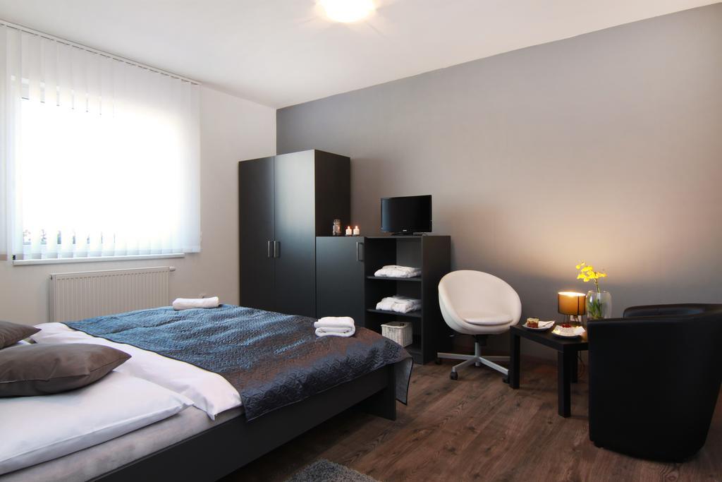 Hotel Jbi Wellness à Kolín Chambre photo