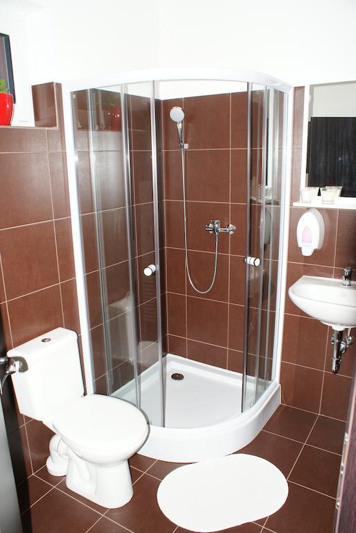 Hotel Jbi Wellness à Kolín Chambre photo